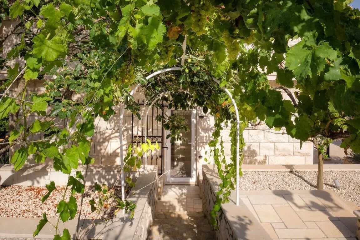 Superb Delightful Villa with Stunning Sea Views photo 3