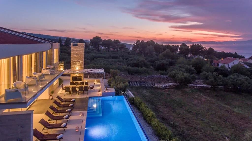 Ultra Modern Villa of Splitska photo 3