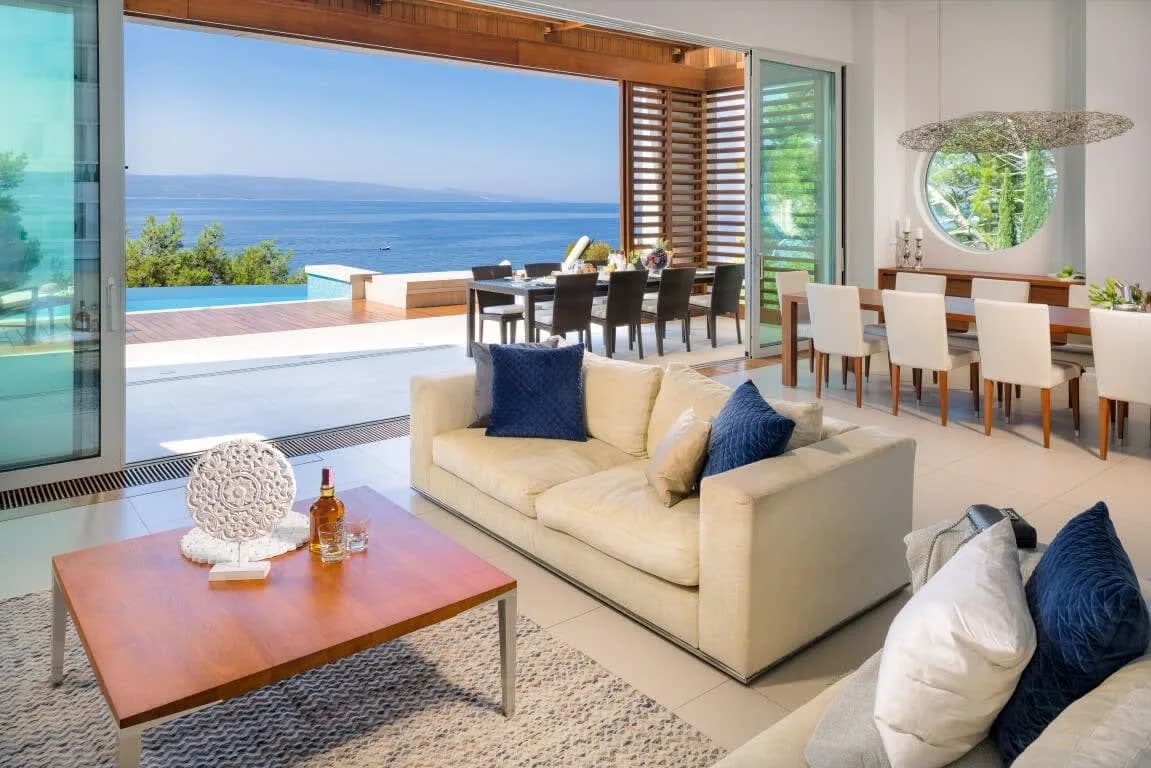 Luxurious Sea View Villa With Indoor Gym photo 3