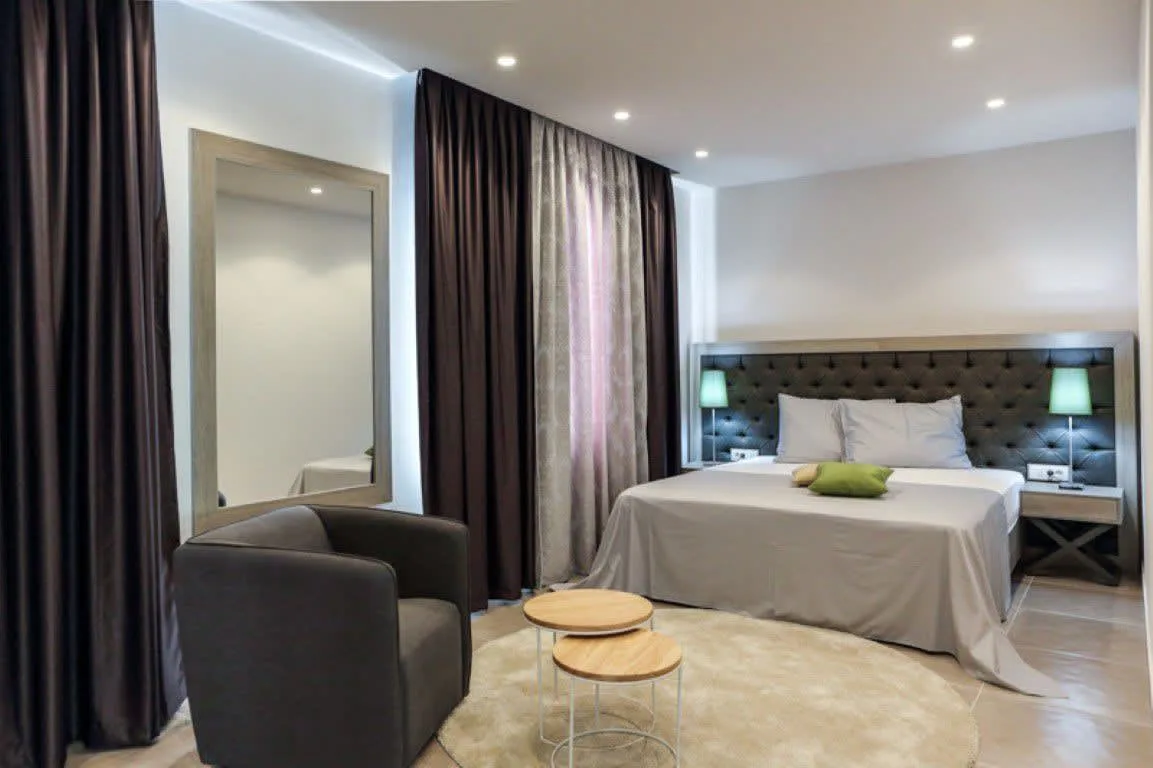 Elegant Cozy Villa With Beautiful Features photo 2