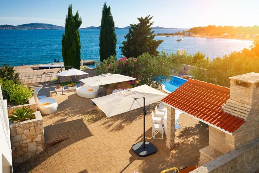 Divine Stylish Villa Surrounded By Mother Nature