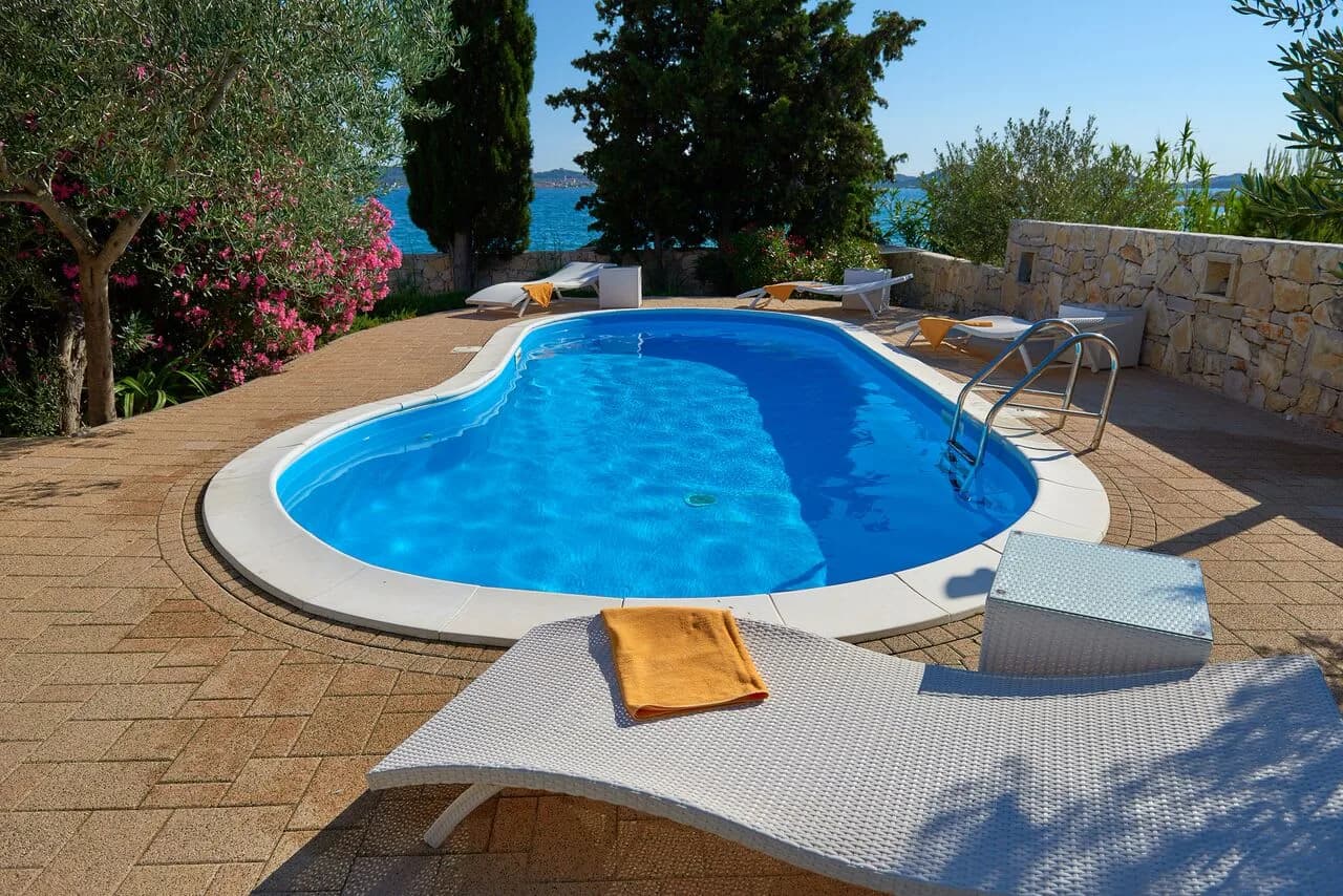 Divine Stylish Villa Surrounded By Mother Nature photo 4