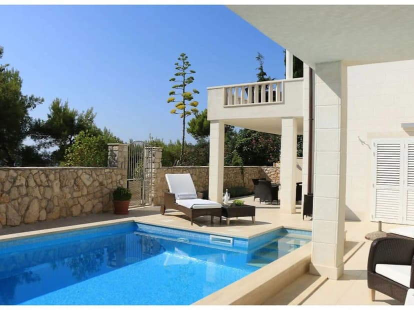 Luxury Prestige Private Villa with Pool