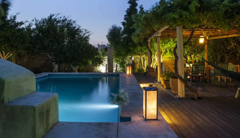 Stylish Greek Villa with Amazing Swimming Pool