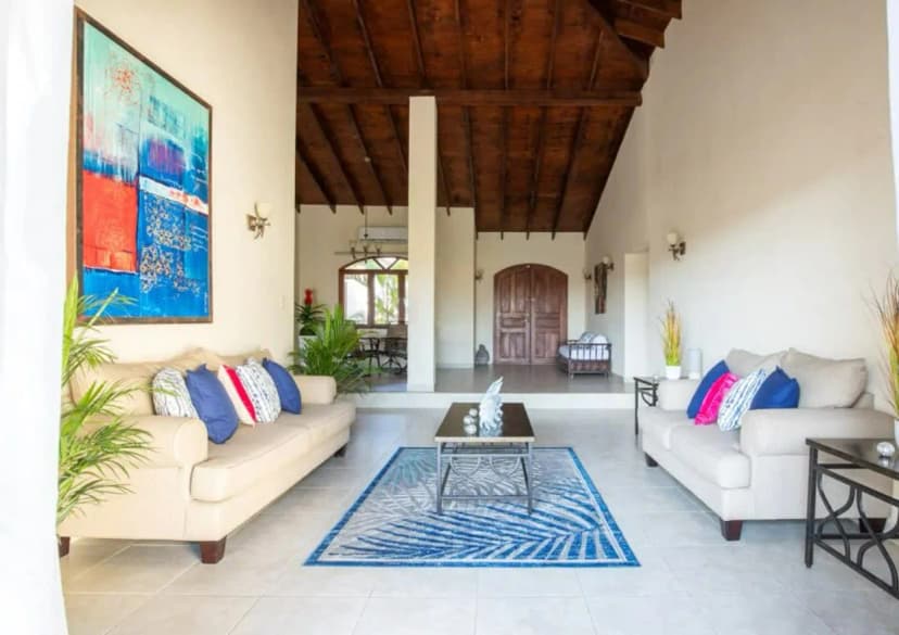 Premium Harmonious Villa Near the Clear-Blue Malmok Beach
