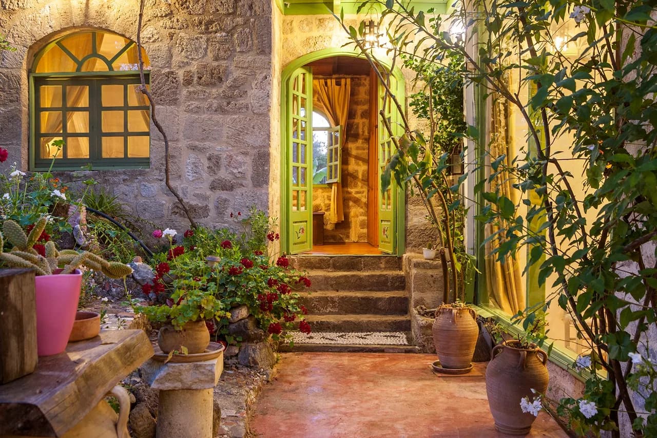 Cosmopolitan Greek Villa with Olive Yard photo 3