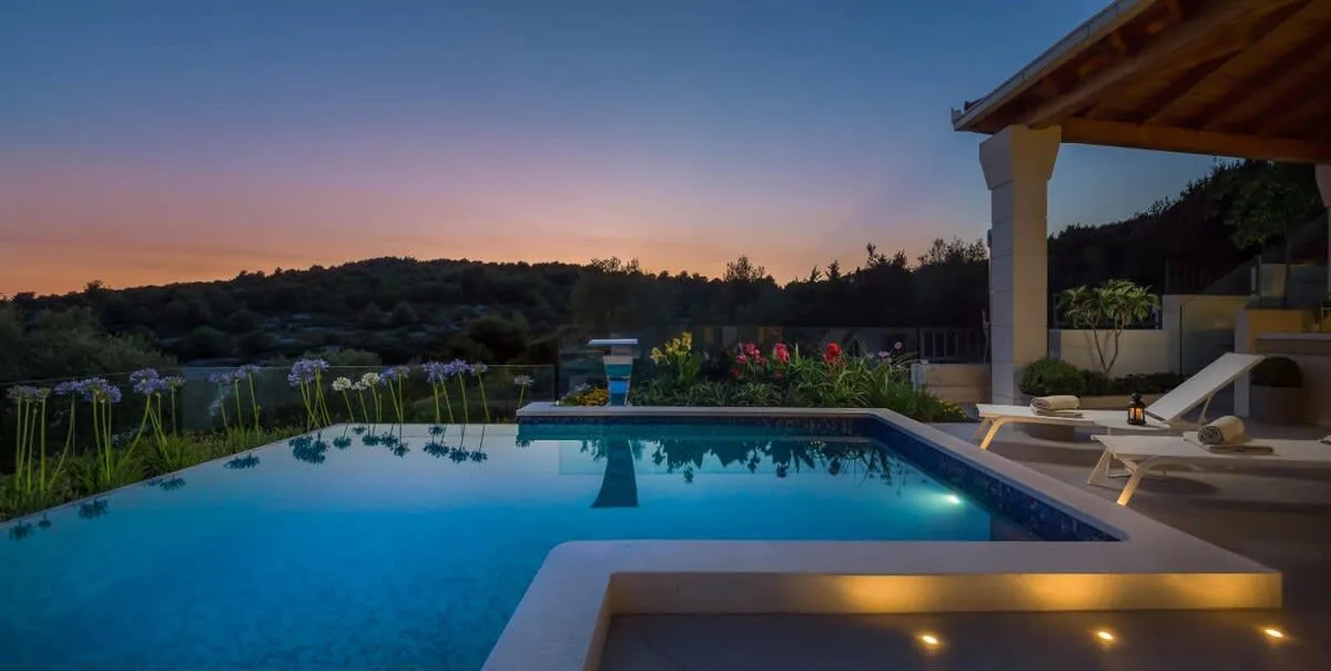 Fabulous Entire Villa With Pool And Gym photo 5