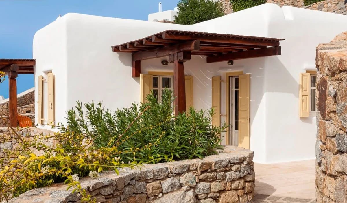 Sophisticated Villa with Spectacular Pool photo 4