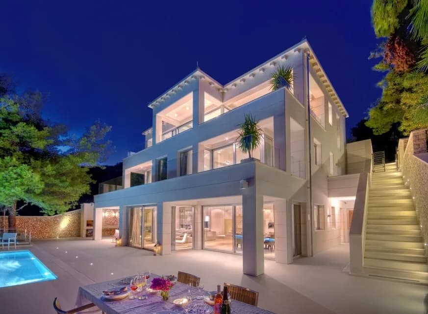 Modern Villa With Prestige Location At Beach photo 5