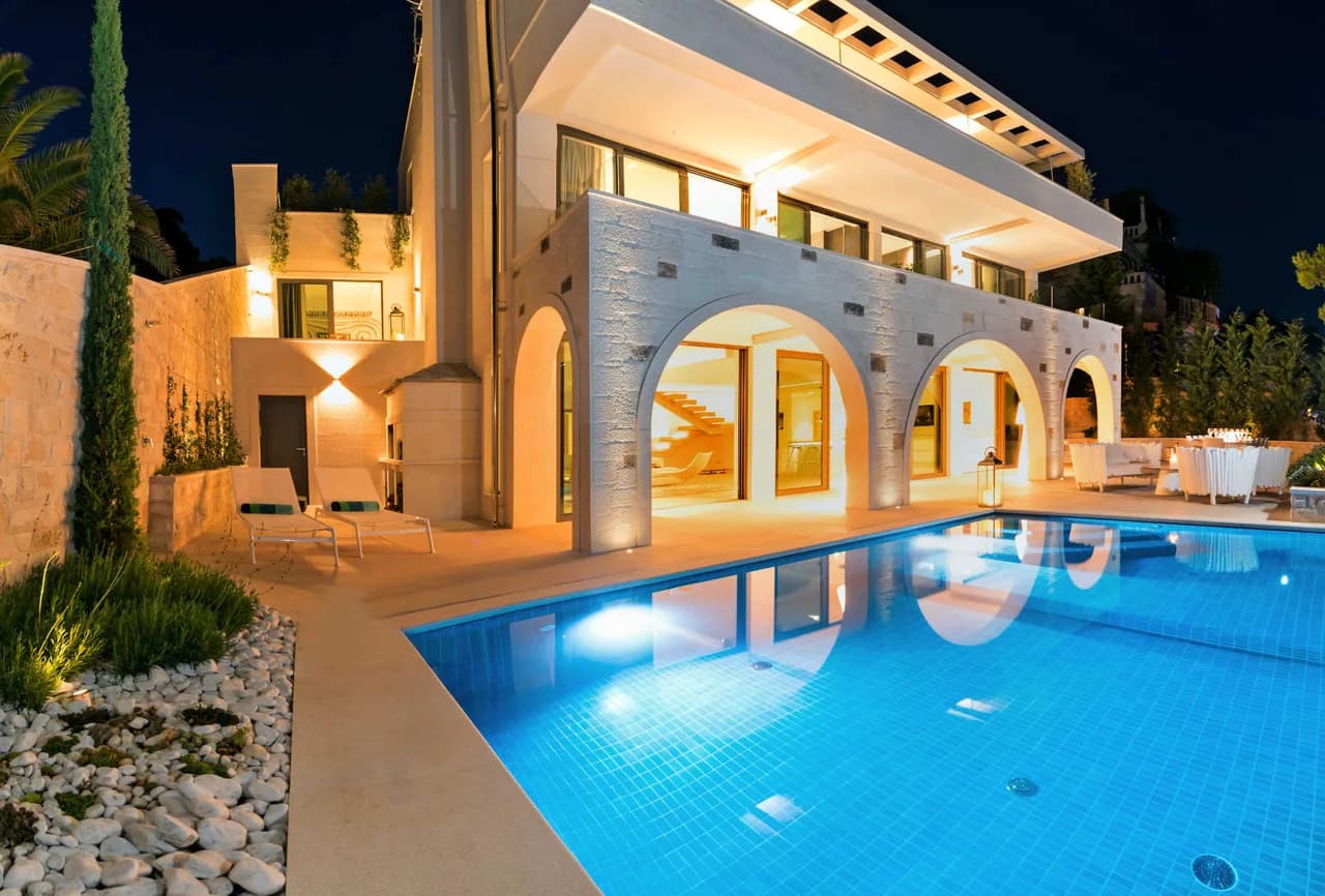 Beautiful Seafront Villa With Private Jacuzzi And Hammock photo 3