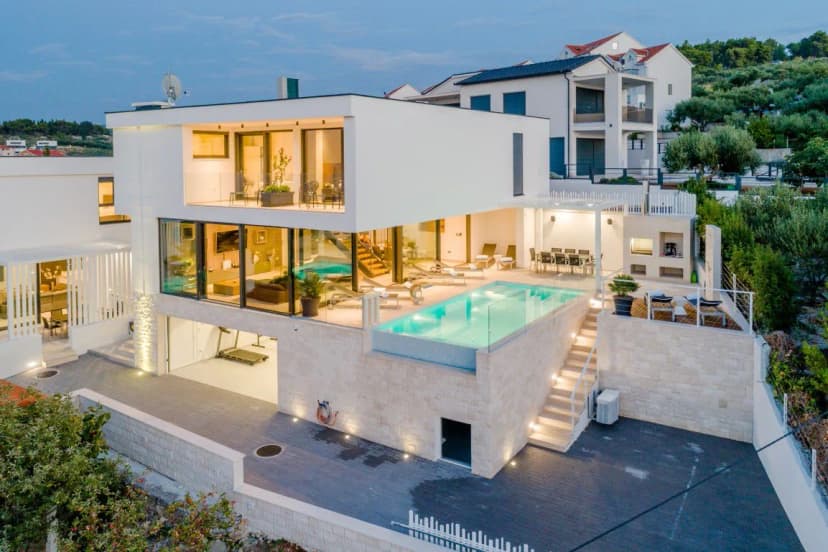 Elegant Fancy Villa With Ping Pong Table And Games Room