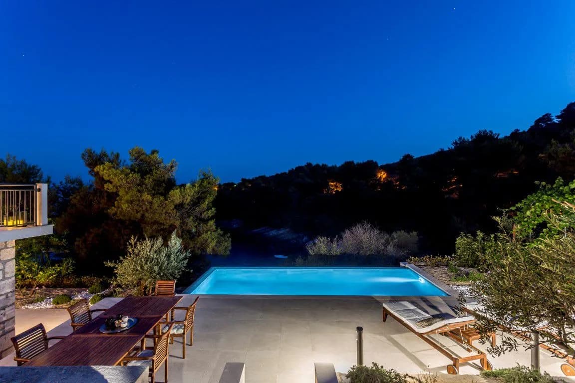 Beautiful Stone Built Villa With Sea View photo 2