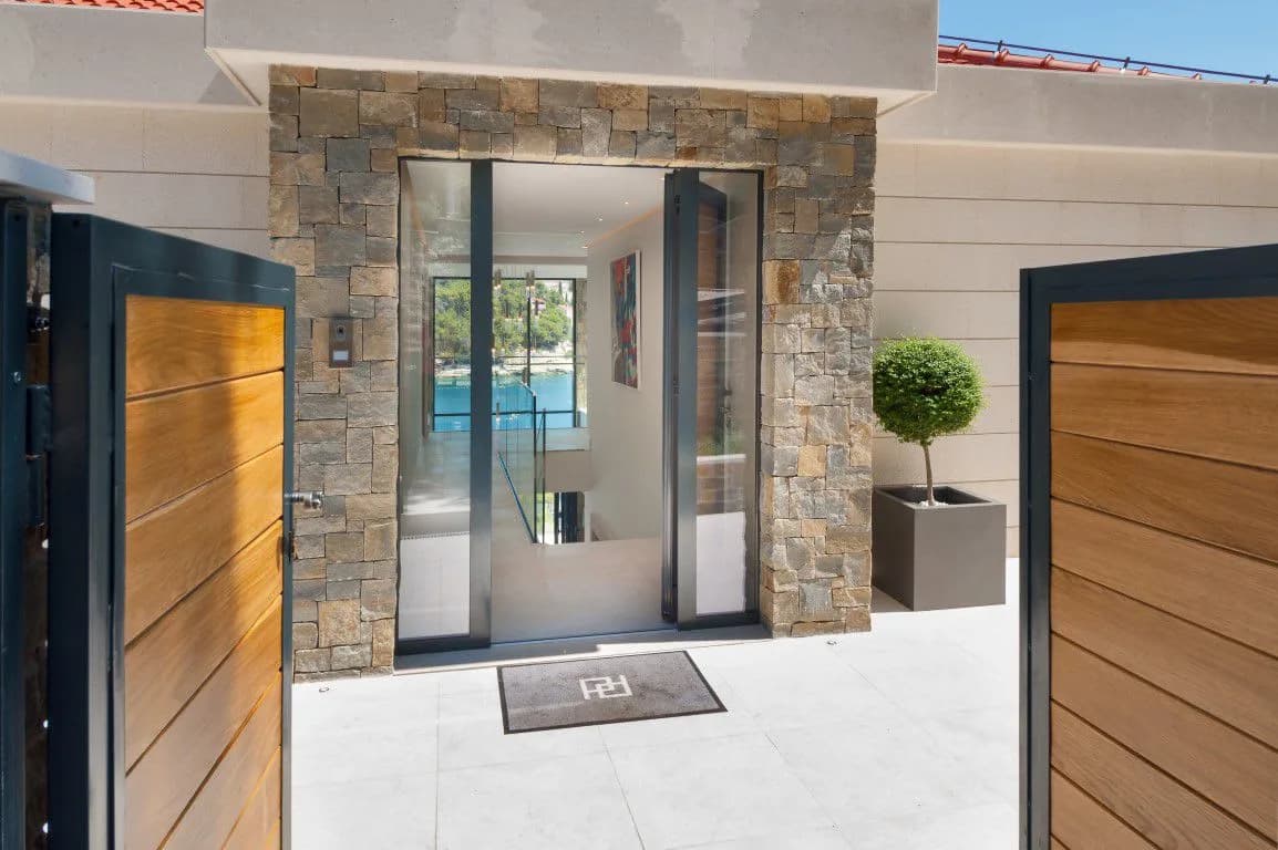 Miraculous Brac villa with winery and gym photo 4