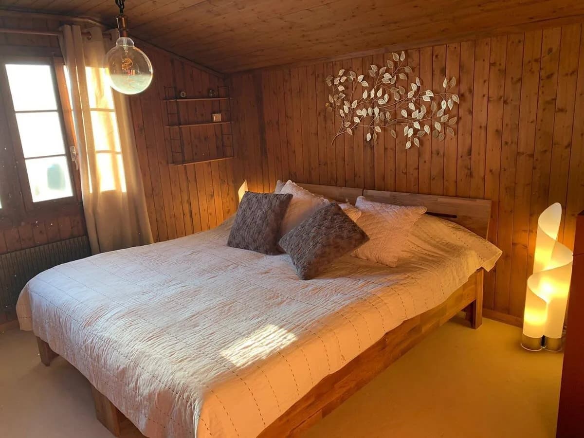 Homey 1 Bedroom Spot in a Swiss Typical Chalet photo 3