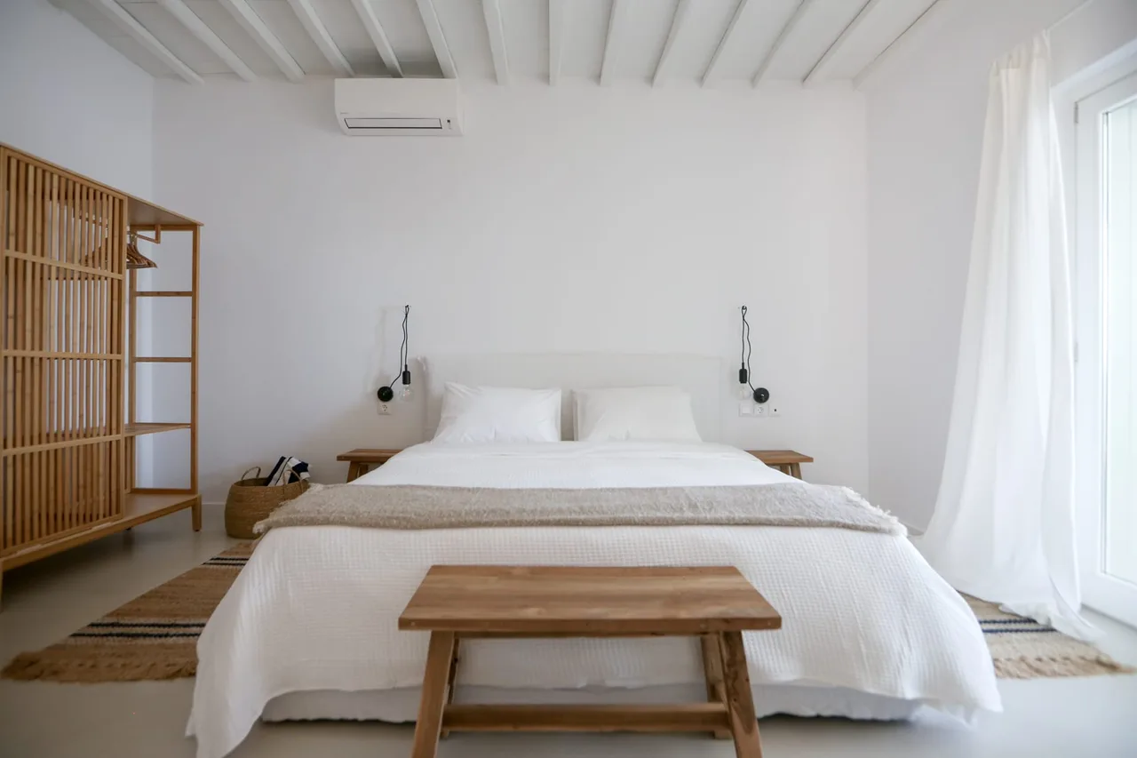Great White Villa with Magnificent Surroundings photo 3