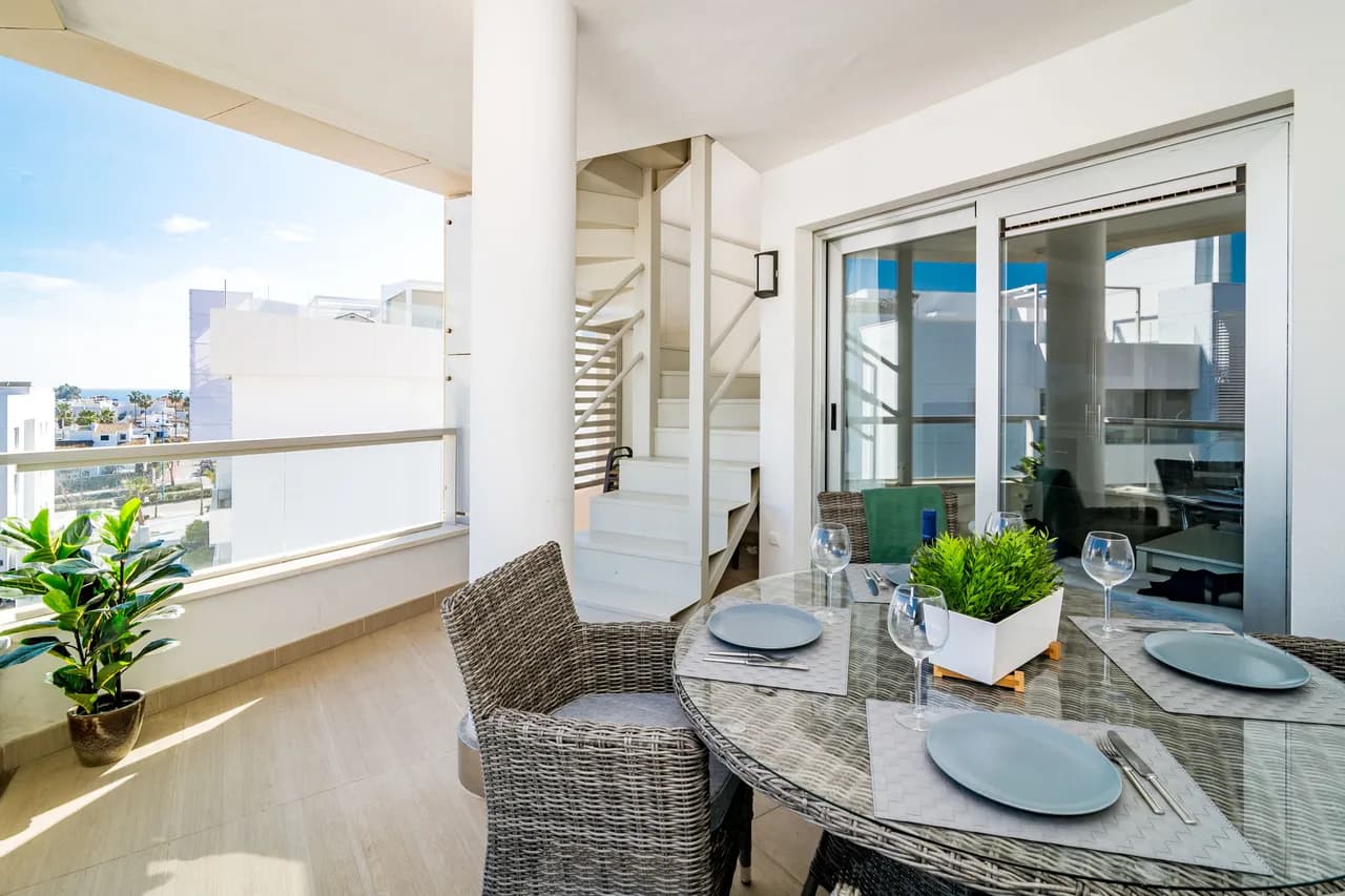 Modern 3 BR Penthouse photo 5