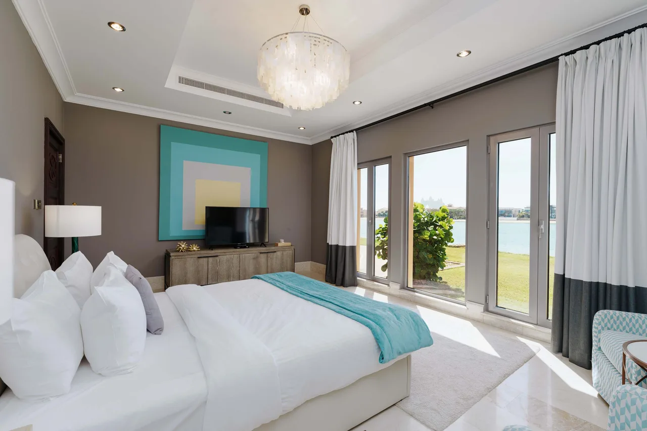 Dubai’s Best Villa with Private Beach photo 4