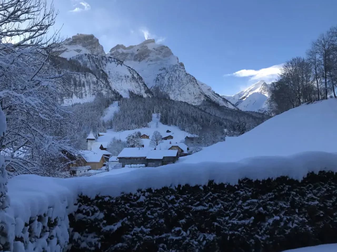 Cozy One Bedroom Flat In Gsteig photo 2