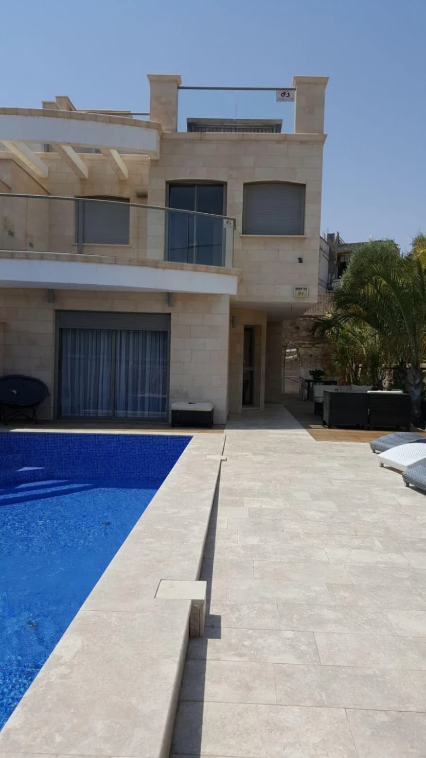 Charming Villa within 5 min Walk to the Sea