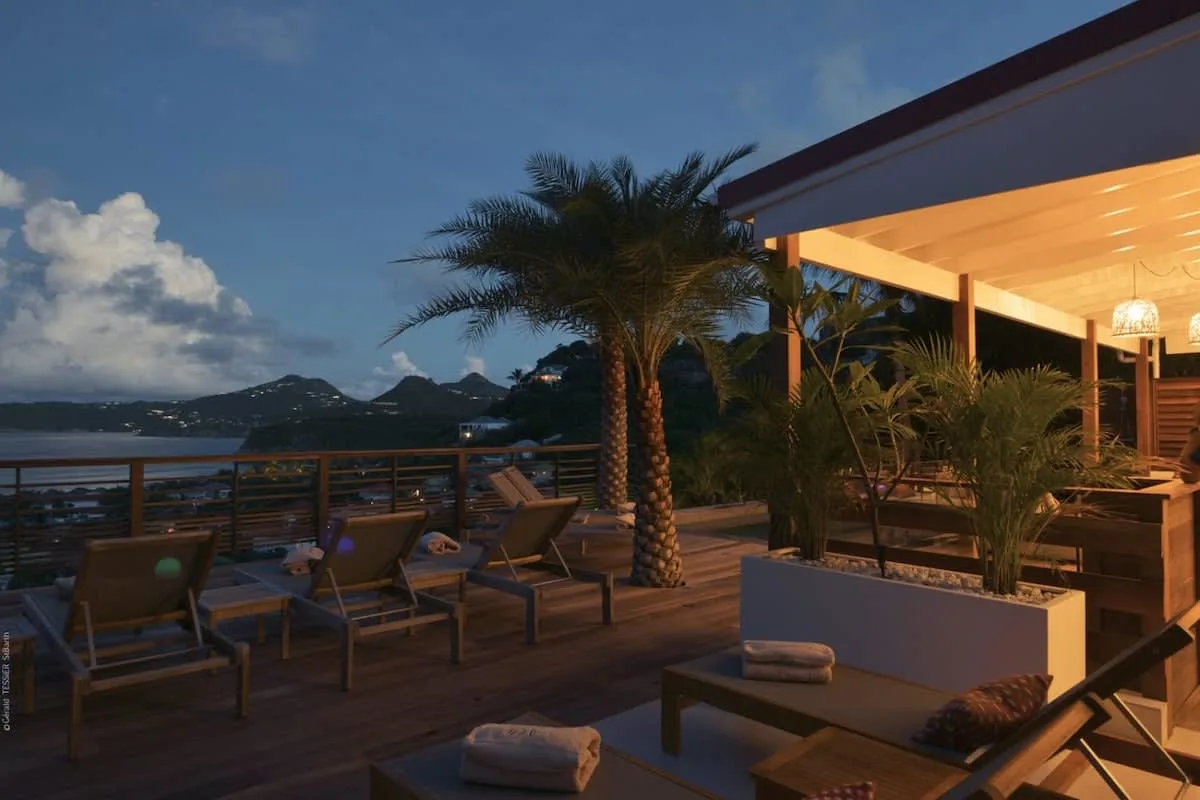 Brilliant Tropical Villa with Relaxing Scenery photo 5
