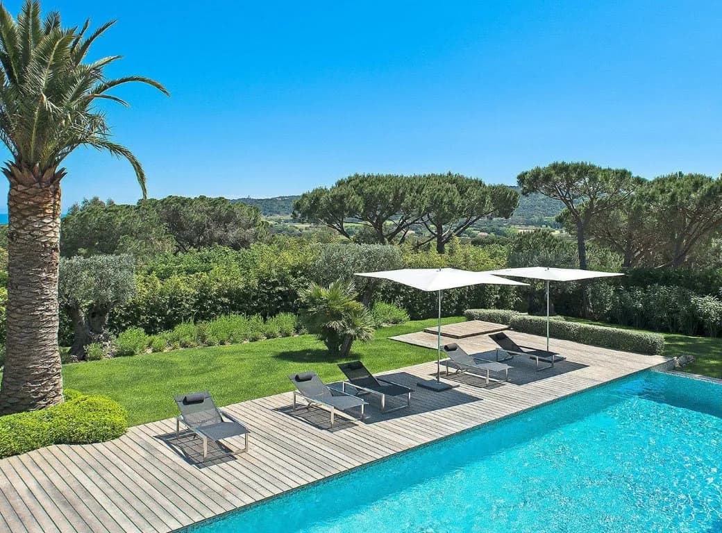 Remarkable Modern Villa with Striking Sea View photo 4