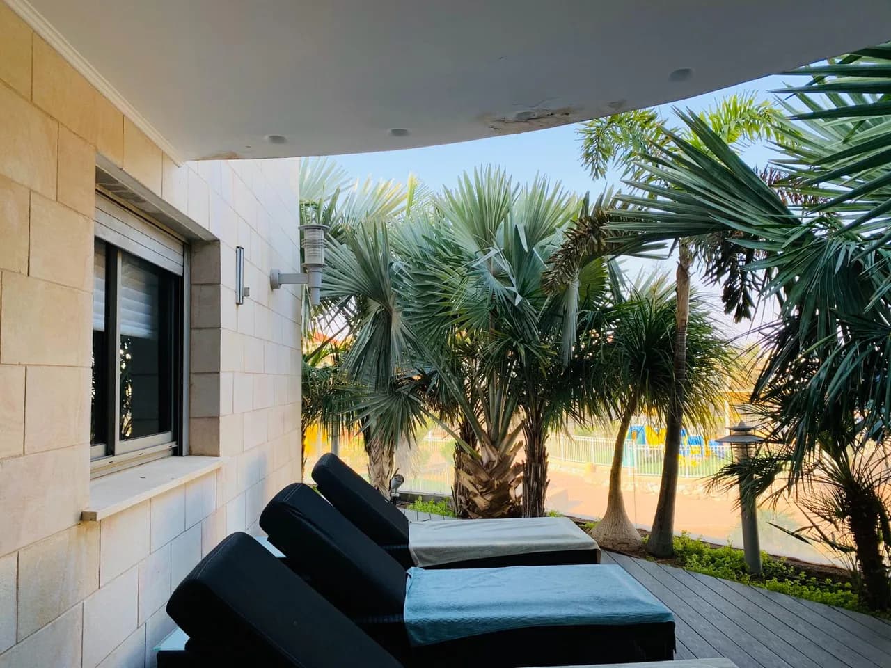 Spectacular Villa Surrounded by Palm Trees photo 3
