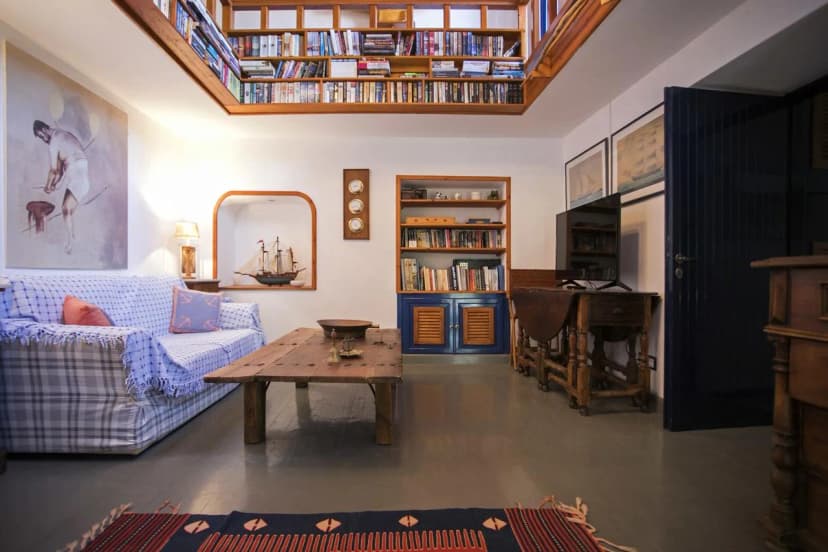 Waterfront Summer Villa in the Heart of Baltiza