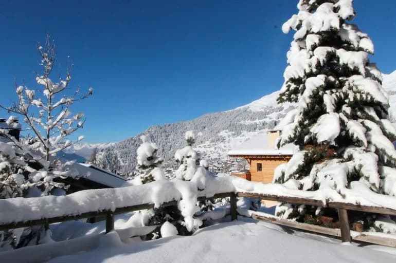 Cozy Swiss Chalet in Bagnes photo 3