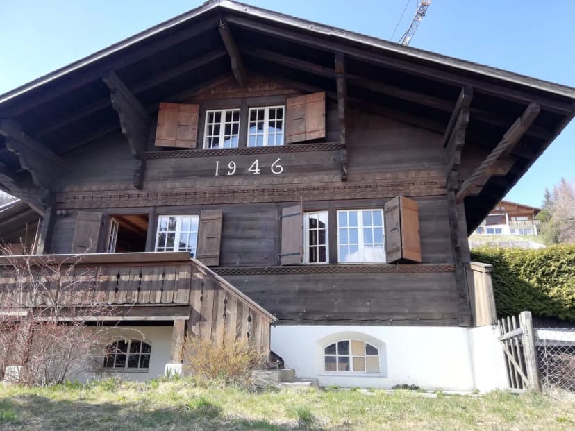 Wonderful Authentic Chalet With Great Views
