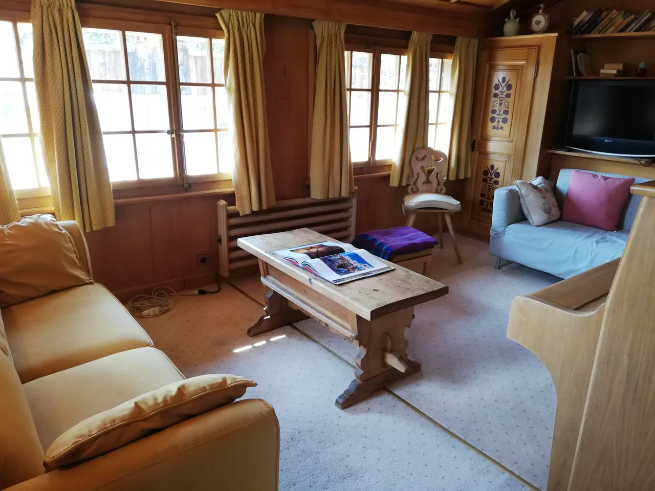 Wonderful Authentic Chalet With Great Views photo 2