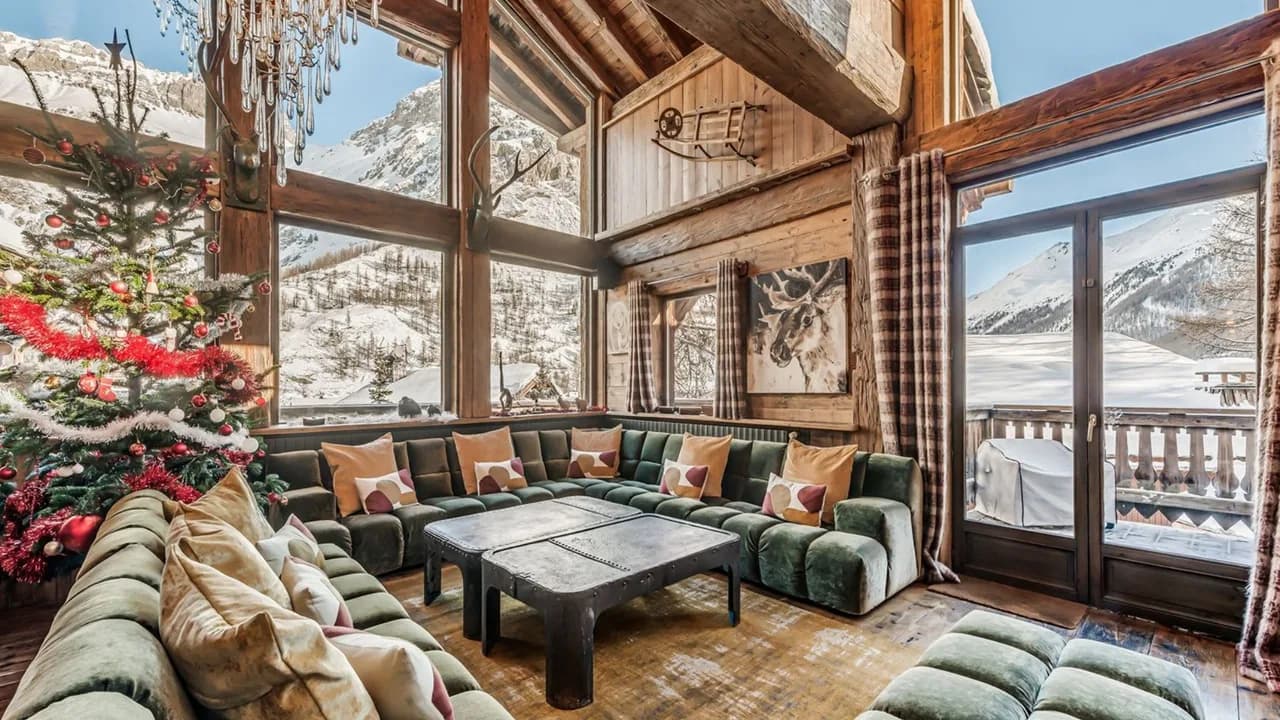 Exclusive Warmth Chalet with Extravagant Interiors photo 5