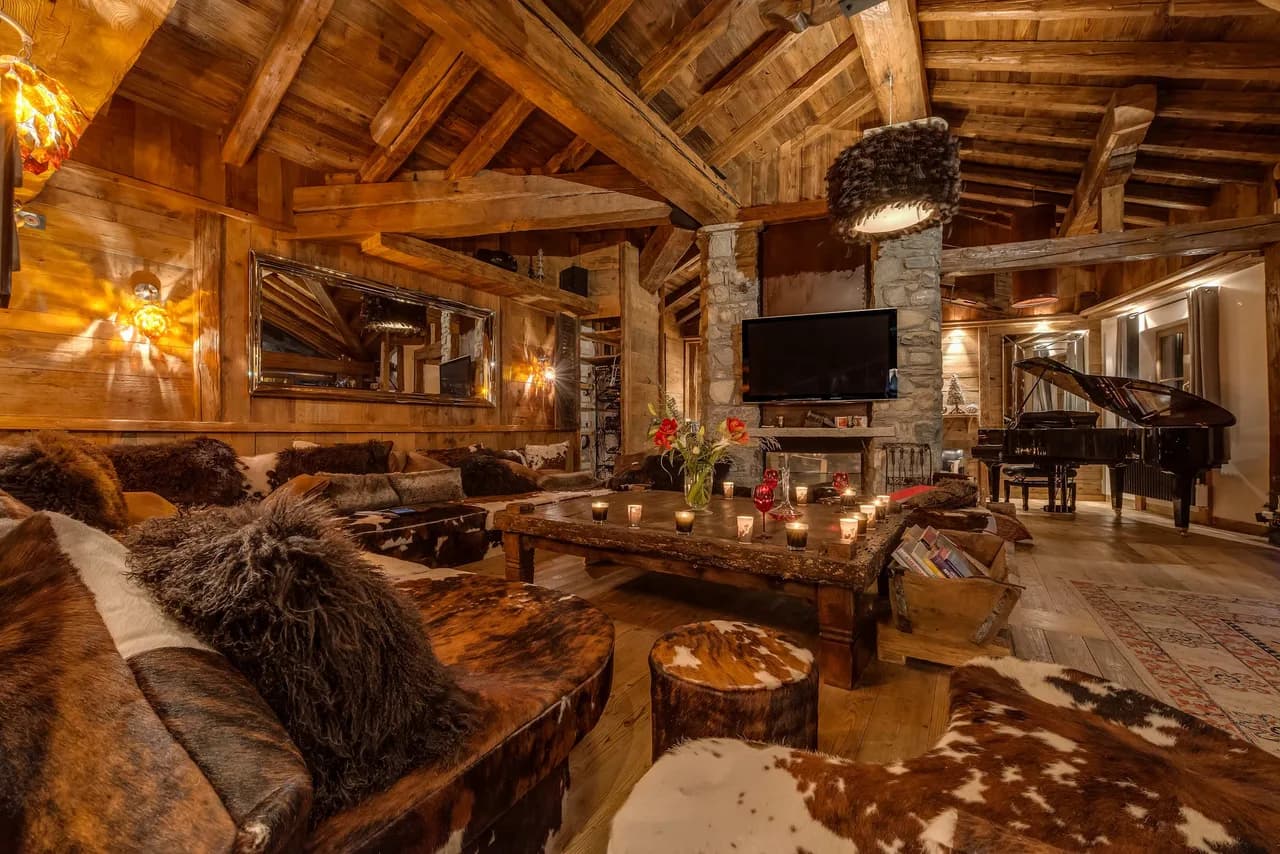 Lavish Design Chalet in Val D'isere