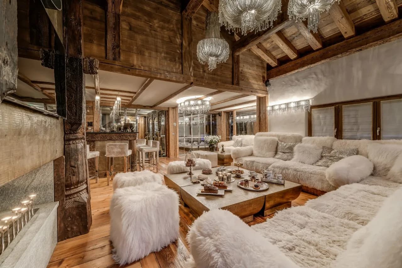 Ski-in Ski-out Chalet in Val D'isere