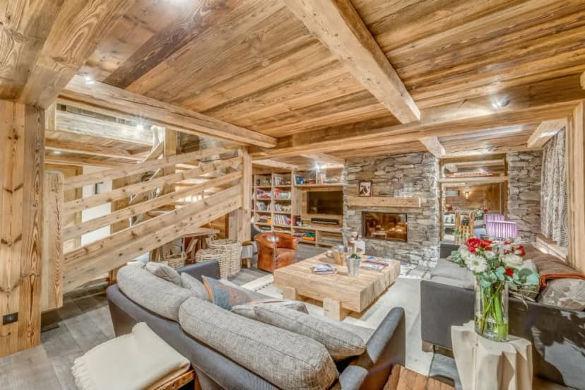 Red Berries Apartment Situated in the Crown of Val D'Lsere