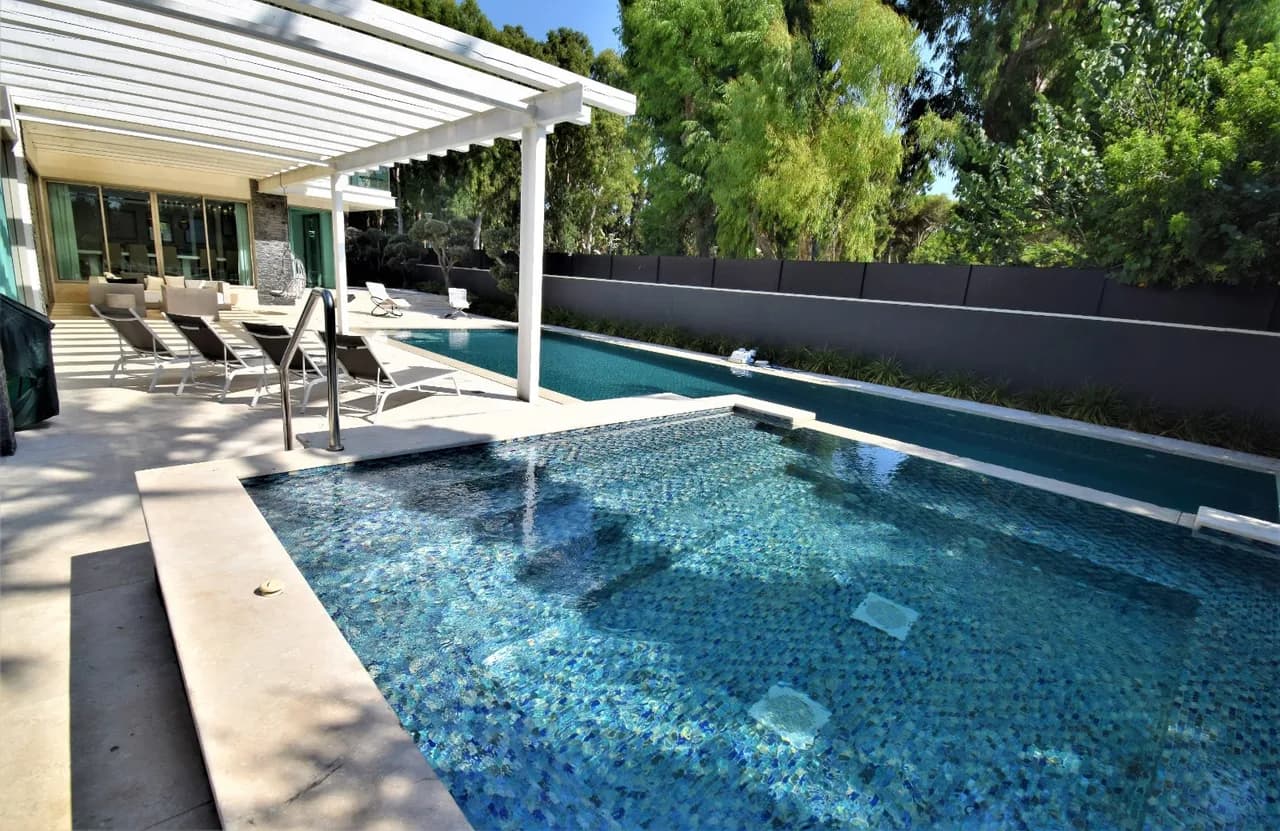 Stunning Rays Villa with Swimming Pool photo 2