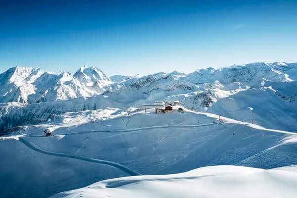 Superb 5 BR Chalet With Jacuzzi And Hamman photo 3