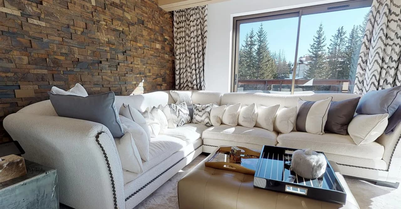 One Of A Kind 4 BR Penthouse