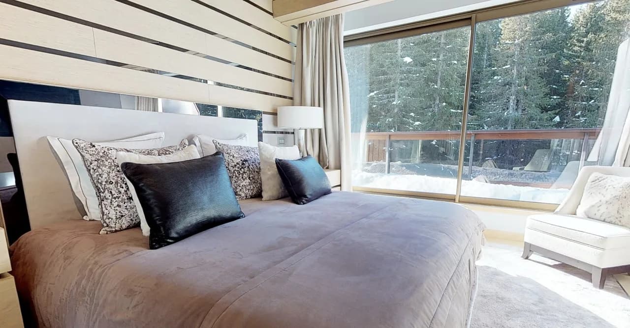 One Of A Kind 4 BR Penthouse photo 2