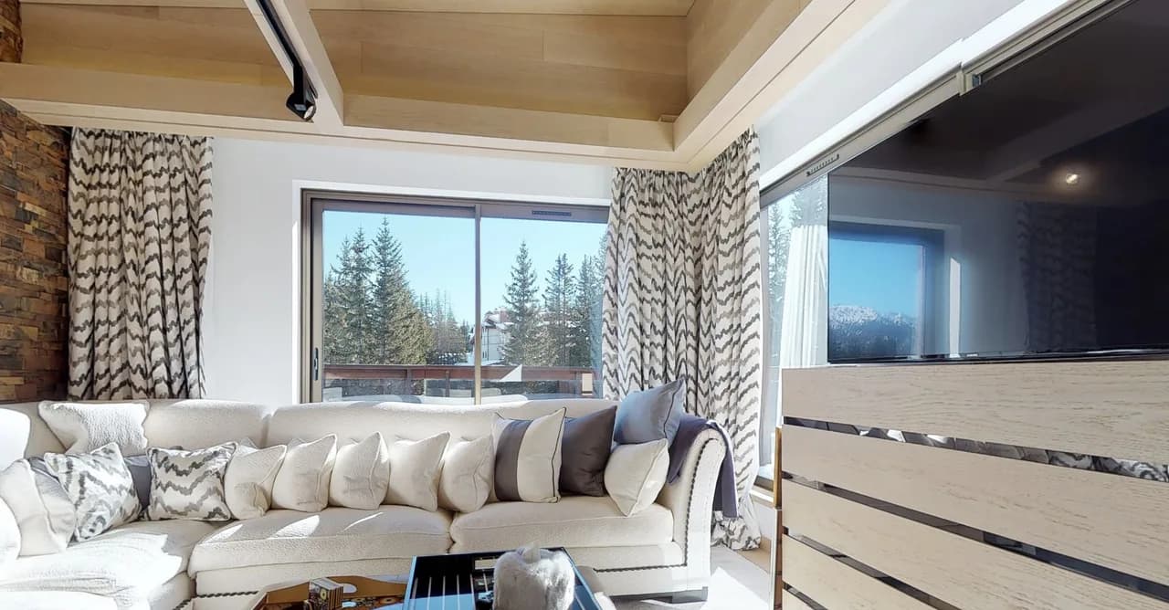 One Of A Kind 4 BR Penthouse photo 5
