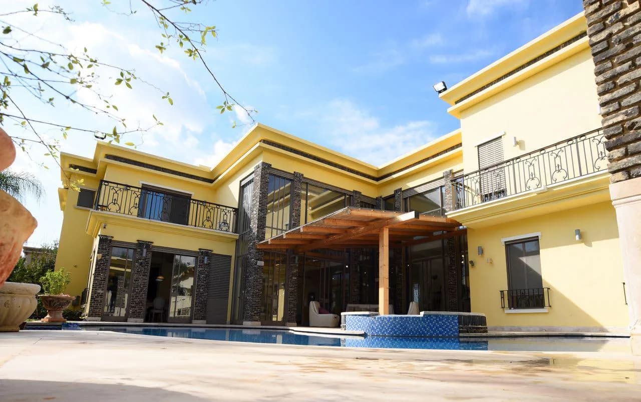 Exclusive Tropic Villa in Herzliya City