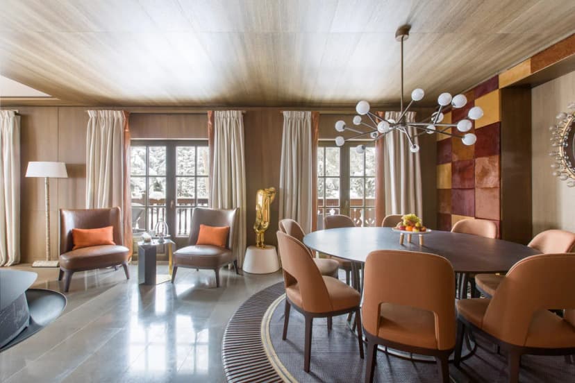 Snow Mount Chalet with Spunky Interiors