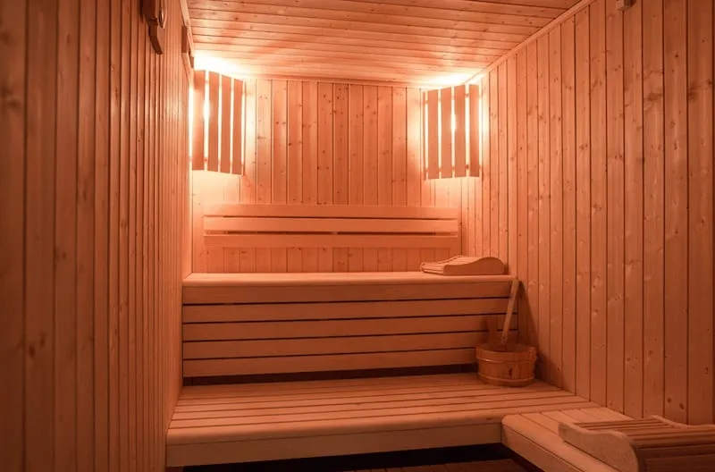 Glimmering 6BR Chalet with Wellness Facilities photo 4