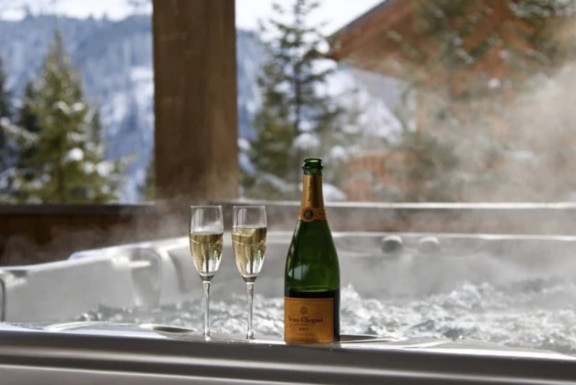 Exceptional Fully-Catered 5 BR Elegant Chalet
