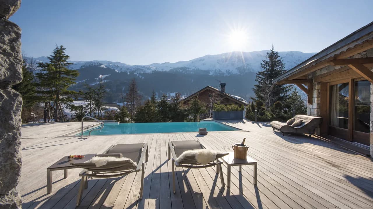 Incredible Posh 6 BR Chalet in Meribel's Center photo 2