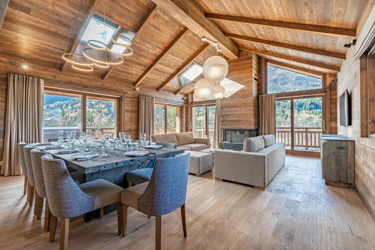 Posh Modern Chalet at the Heart of Three Valleys photo 2