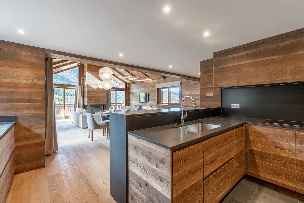 Posh Modern Chalet at the Heart of Three Valleys photo 5