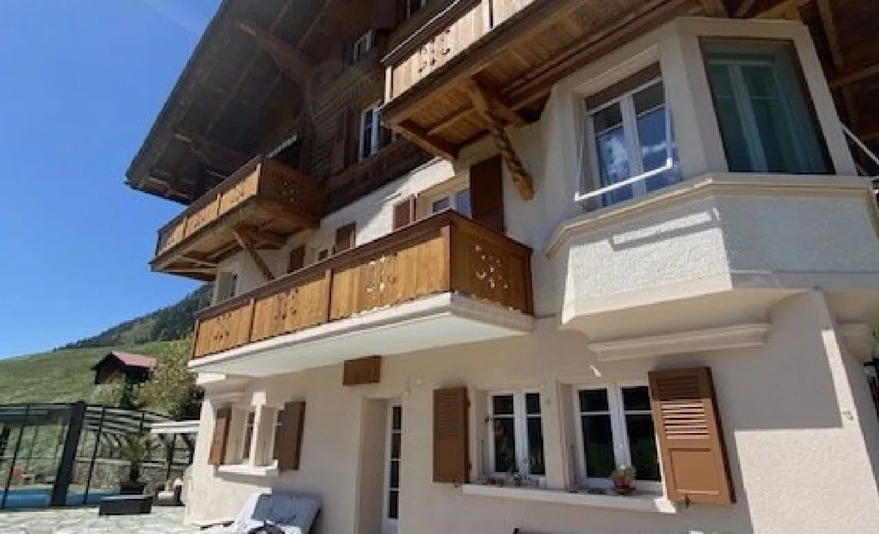 Adorable House With Great Mountain Views
