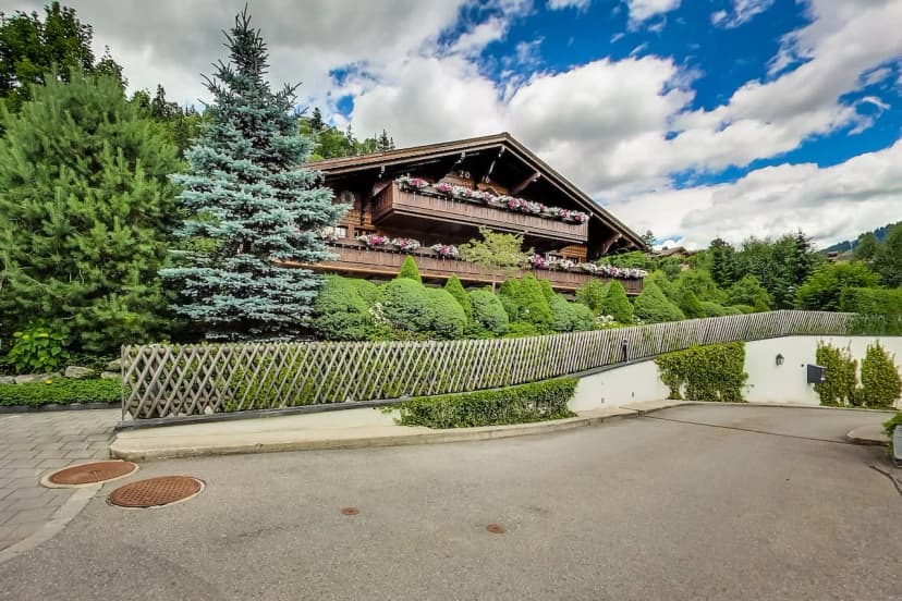 Swiss Alps Hidden Gem With Exclusive Spa Area