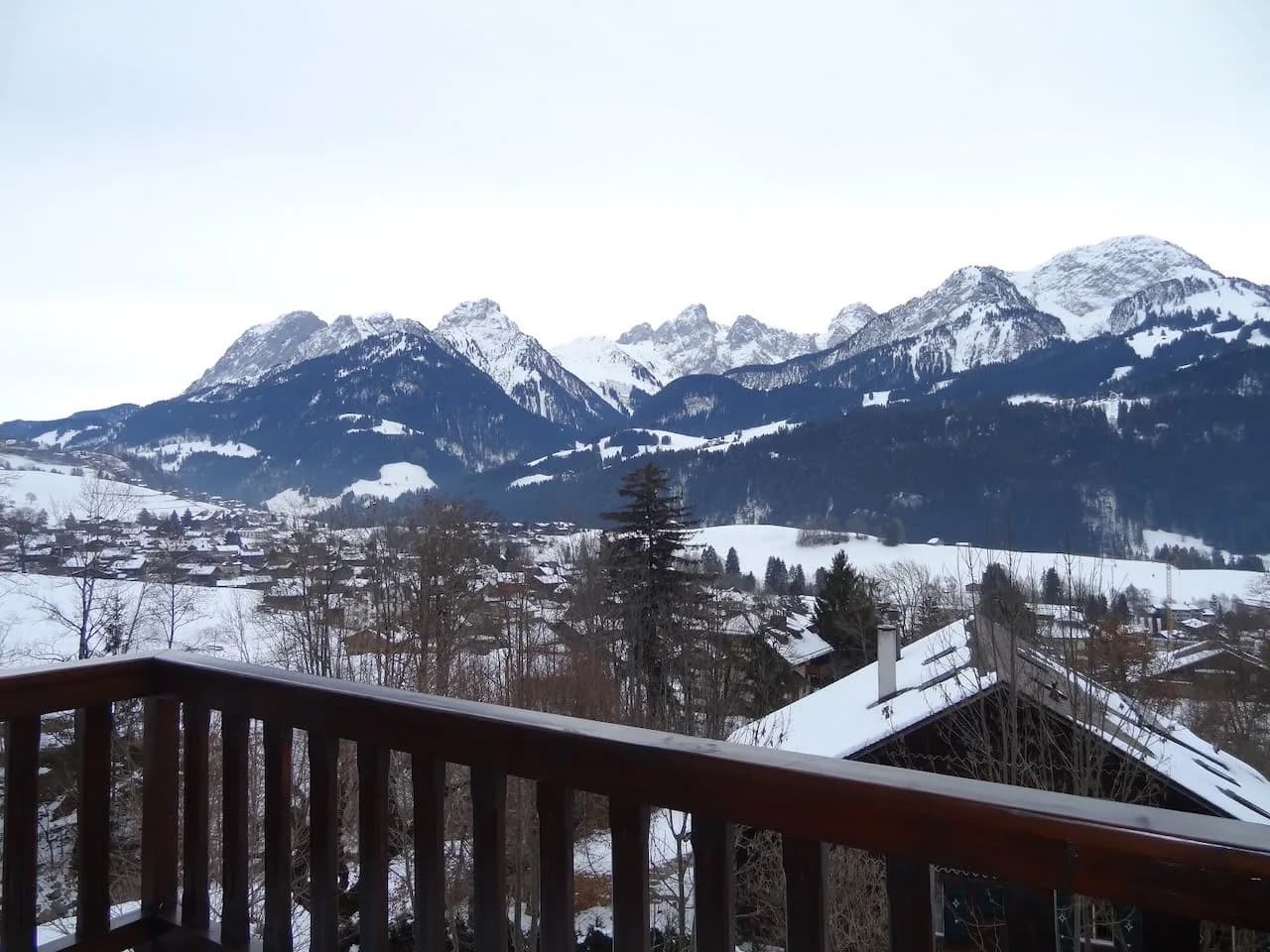 3 Bedroom Deluxe Flat in Château-d’Œx