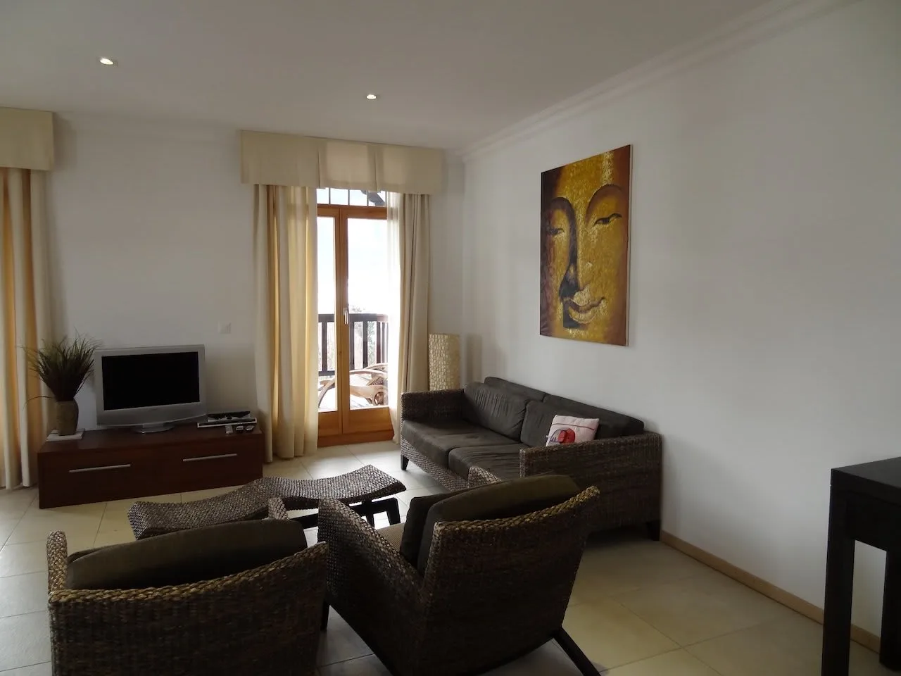3 Bedroom Deluxe Flat in Château-d’Œx photo 2